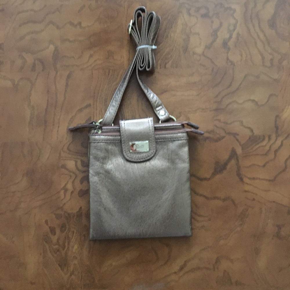 women’s metallic brown shoulder bag